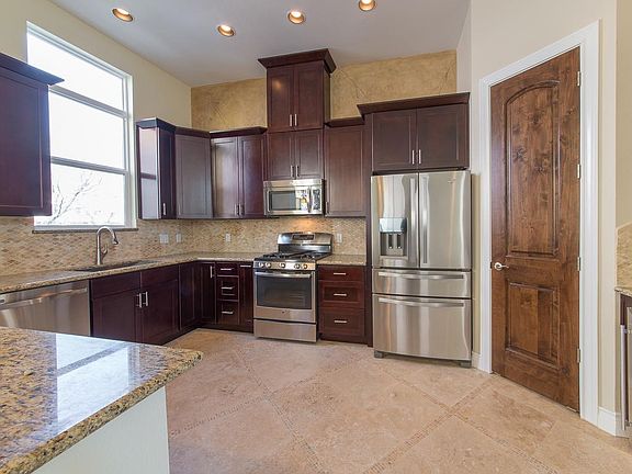 Stainless steel appliances included!