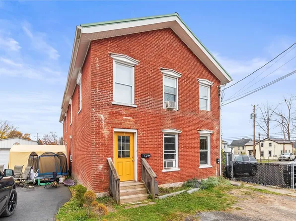 2 Troy St, Seneca Falls, NY 13148