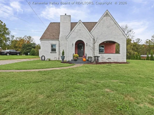 306 Central Dr, Culloden, WV 25510