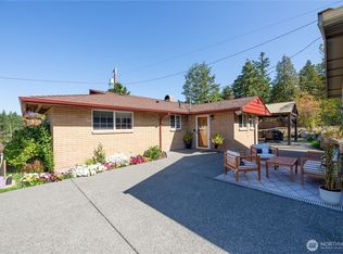 273702 Highway 101, Sequim, WA 98382