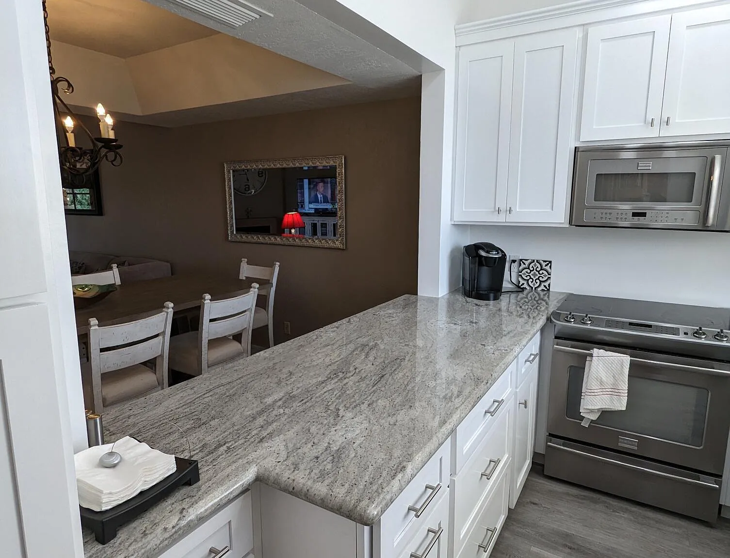 2 bed, 2.0 bath, 1185 sqft, $2,895 — Photo 3