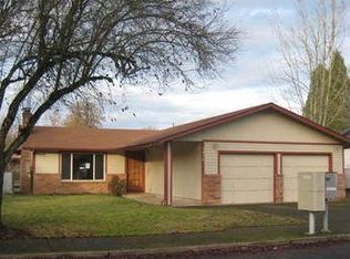 5076 Forsythia Dr, Springfield, OR 97478