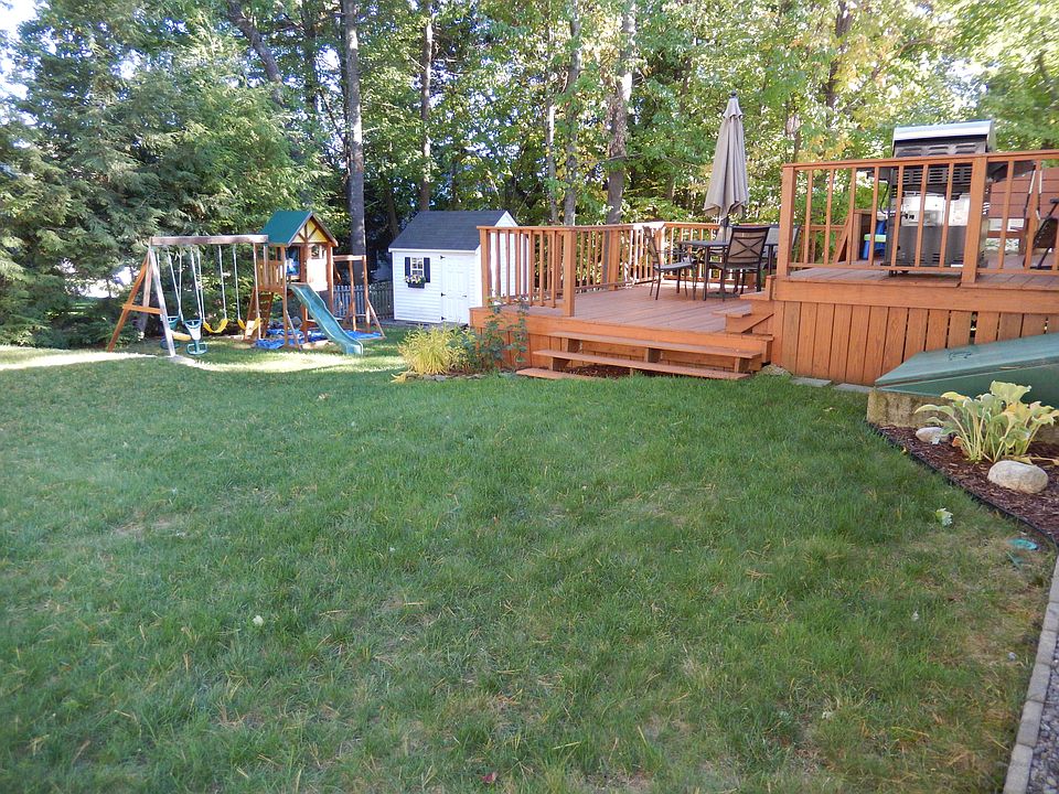 2nd image of 54 Aladdin St