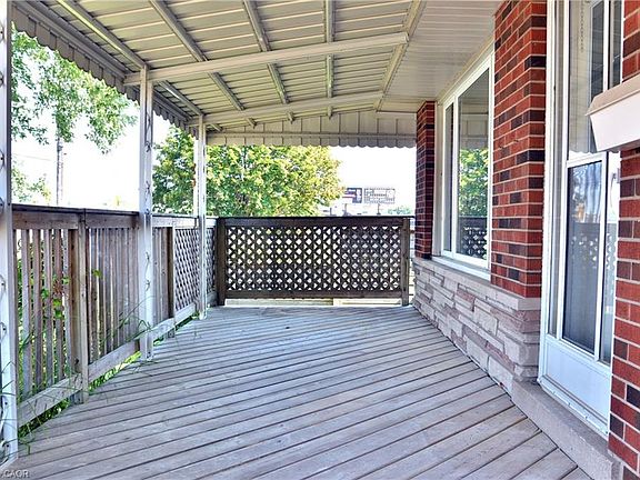 2nd image of 867 Upper Sherman Ave