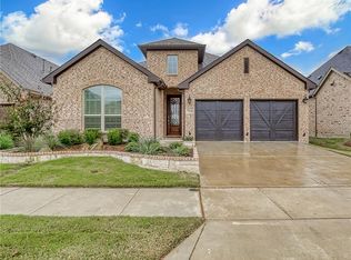 724 Field Xing, Aubrey, TX 76227