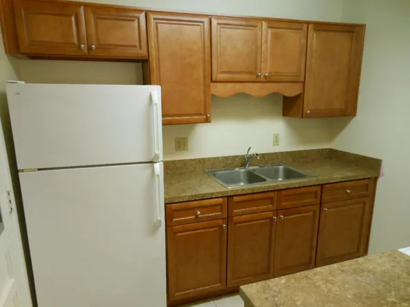 603 N Rockingham Ave #603, Tavares, FL 32778