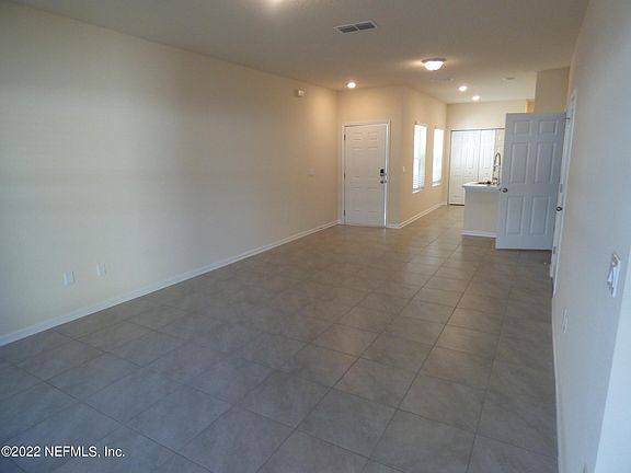 3rd image of 853 Observatory Pkwy