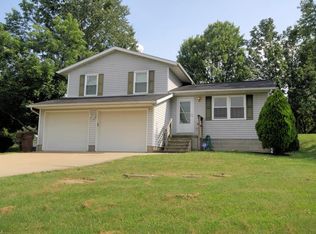 3920 Sprucehaven St NW, Uniontown, OH 44685