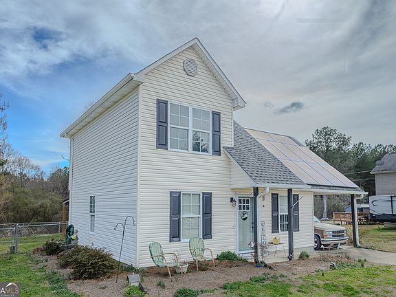 2nd image of 397 Stringer Rd