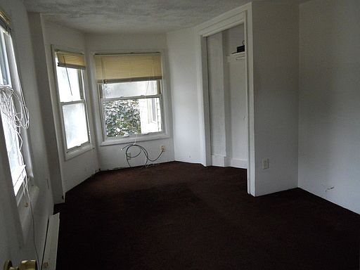 2nd image of 1386 Pocono Blvd APT 105