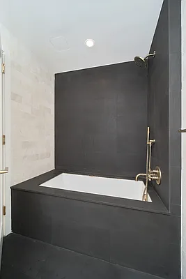 Rented by Compass | media 50