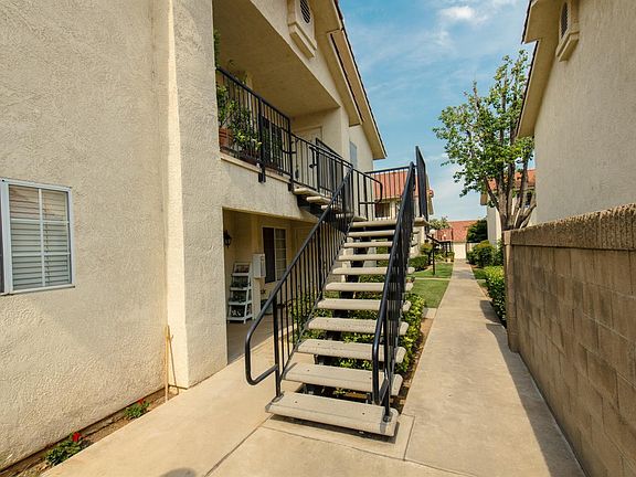 3rd image of 1542 E Alluvial Ave Unit 243