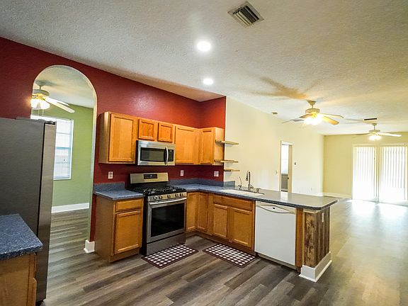 5th image of 1026 Grand Canyon Dr