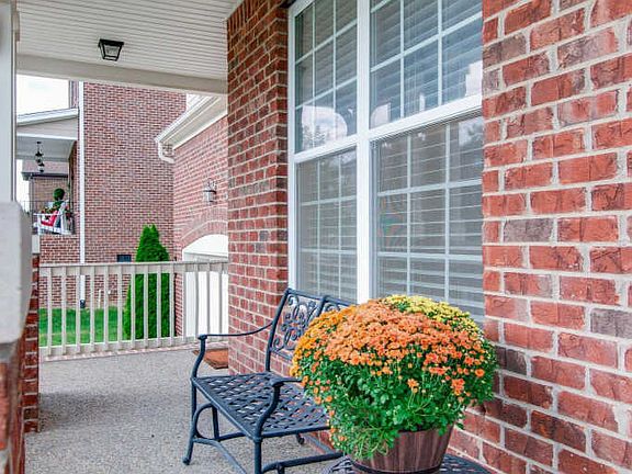3rd image of 4681 Sawmill Pl