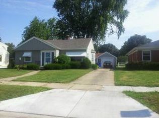 610 N Douglas St, Appleton, WI 54914