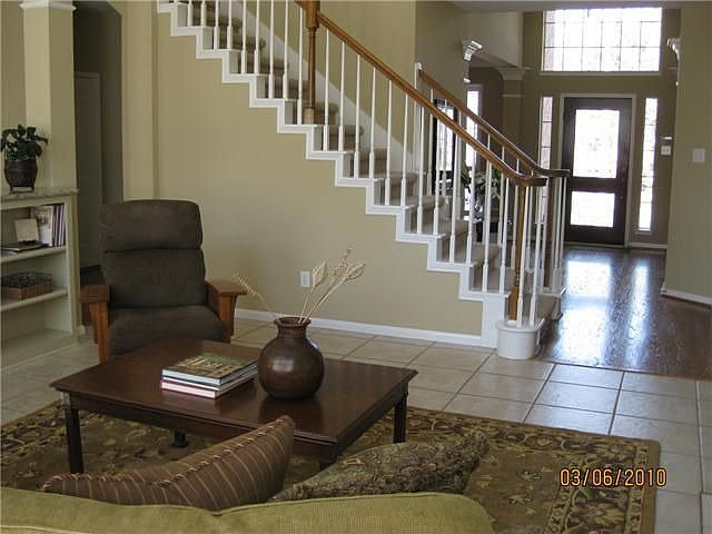 2nd image of 99 E Green Gables Cir