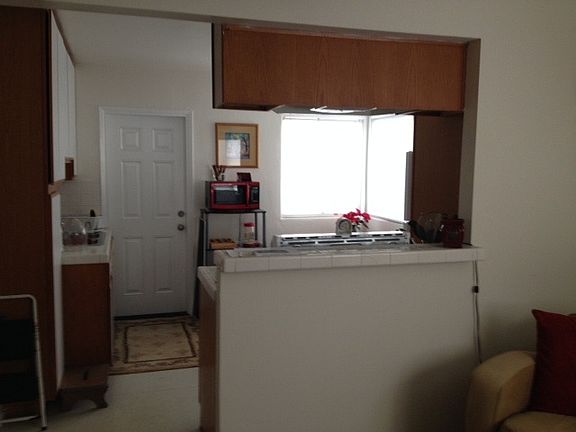 4th image of 4111 Ingraham St