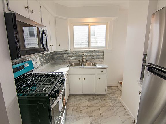 2nd image of 132 Crary Ave