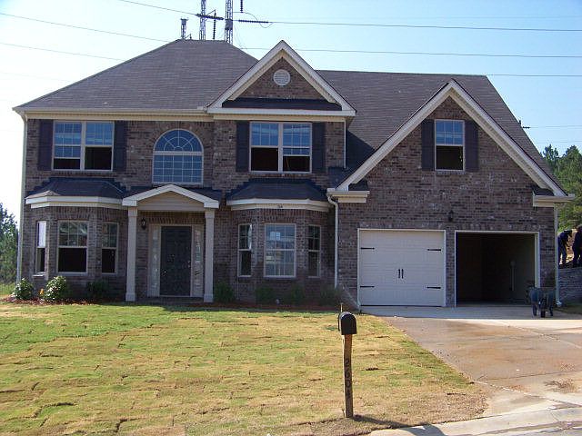 1st image of 2604 Leland Drive