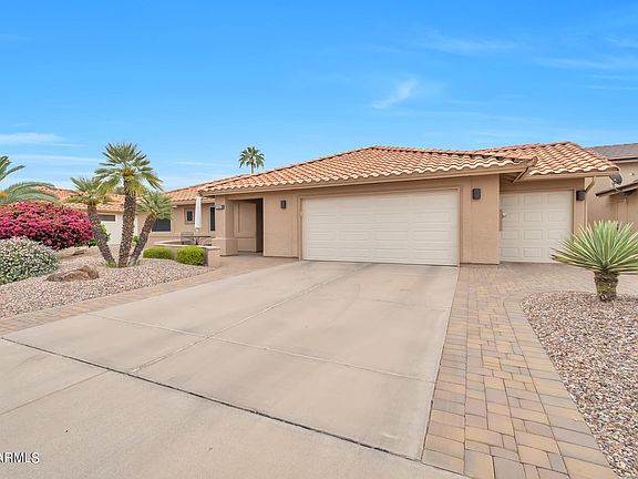 2nd image of 2573 Leisure World