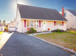 83 Wingra Ave, Rutherford, NJ 07070