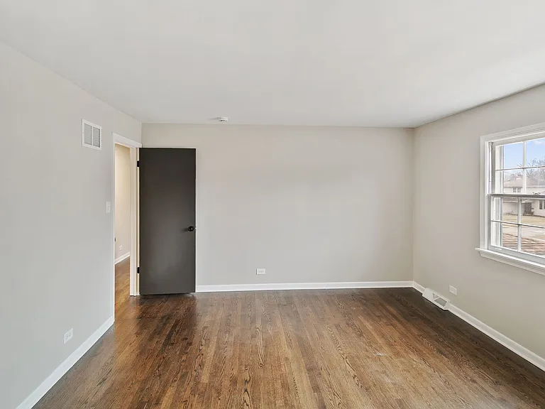 18135 Cherrywood Ln — Photo 13