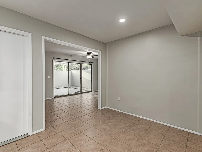 13066 N 100th Dr — Photo 8