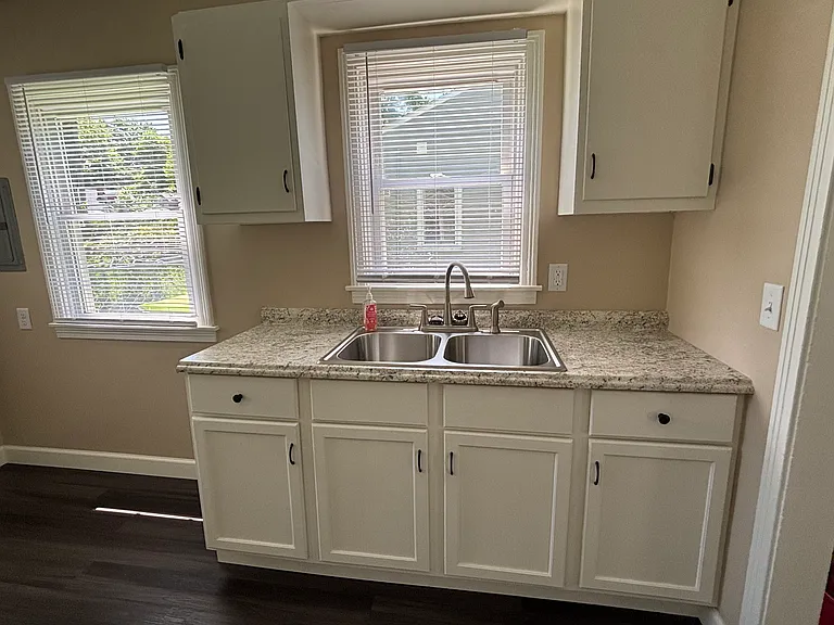 319 Dellwood Rd — Photo 11