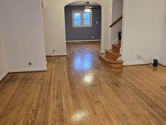 3rd image of 3211 Rosalie Ave #A