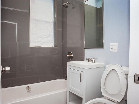 5th image of 3636 W Lexington St #2