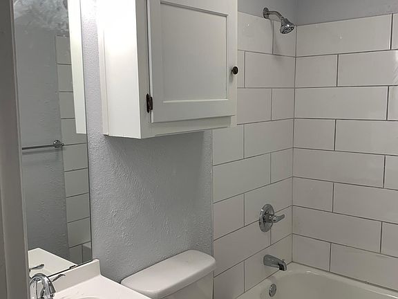 5th image of 222 W Alene Dr