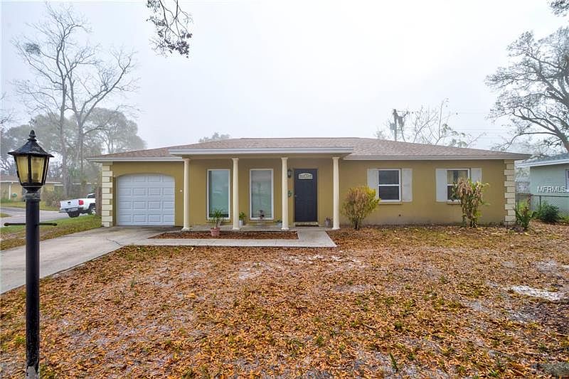 1st image of 7821 Lakeside Blvd