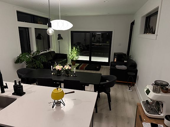 5th image of 365 High Meadow Rd