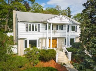 46 Snyder Rd, Englewood Cliffs, NJ 07632