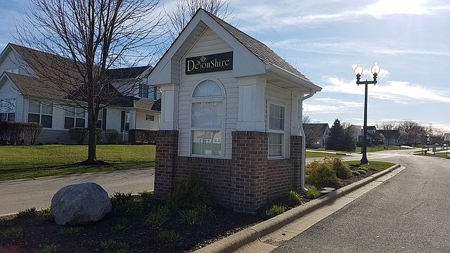 2nd image of 1641 Augusta Ln