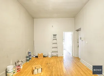 Rented by Bond New York