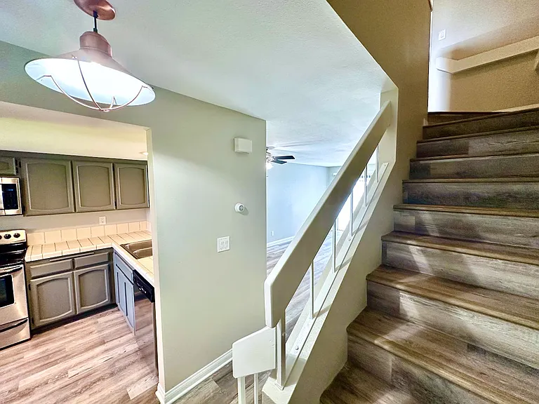 821 America Way — Photo 19