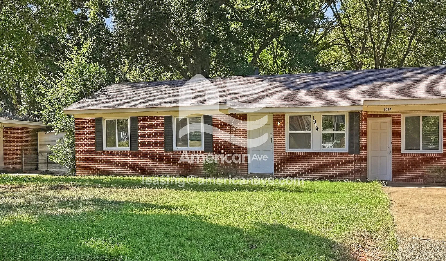 3 bed, 1.0 bath, 1213 sqft, $965 — Photo 1