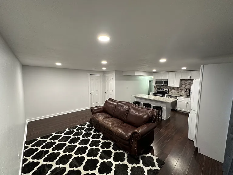 7898 N Oakwood Dr #1 — Photo 2