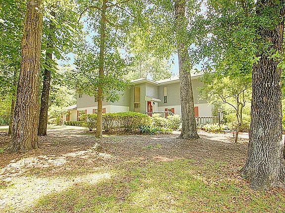5th image of 5809 NW 67th Ct