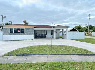 2824 Island Dr, Hollywood, FL 33023