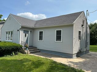 611 W Main St, Belmond, IA 50421