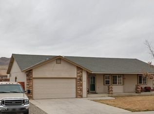 415 Sprague Dr, Yerington, NV 89447