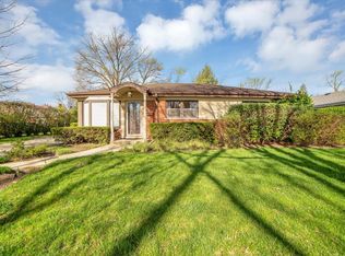 234 Pinehurst Dr, Des Plaines, IL 60016