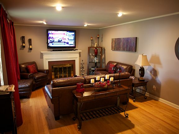 5th image of 4163 Park Ln