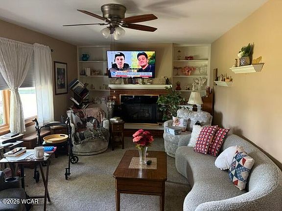 3rd image of 315 S Park Dr