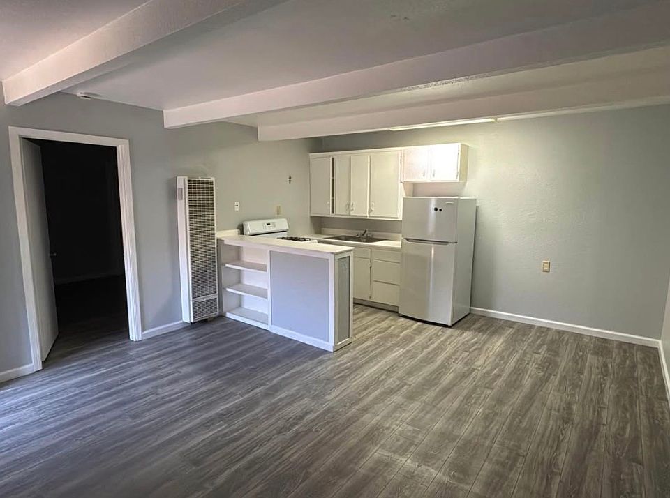 1st image of 742 Bowles St #11