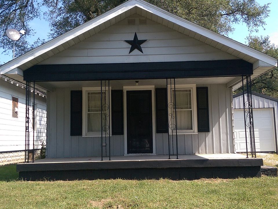 1st image of 1735 N 26th St