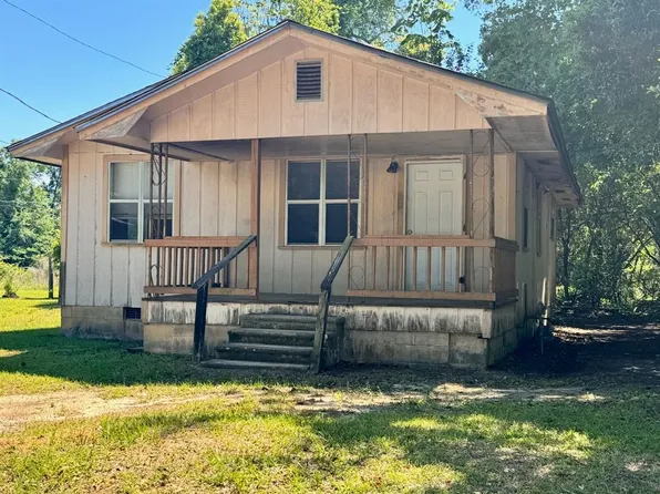 4235 Roulhac St, Marianna, FL 32448