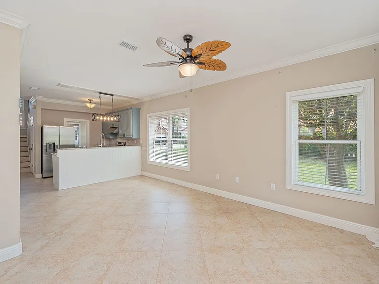 272 Calusa Blvd — Photo 28